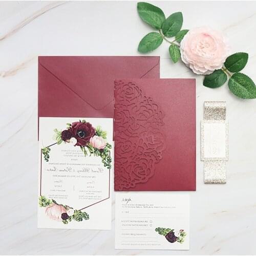 50 pieces/lot) Laser Cut Rose Burgundy Wedding Invitations Tri-Fold Customized Glittery Birthday Greeting Card RSVP Cards IC132