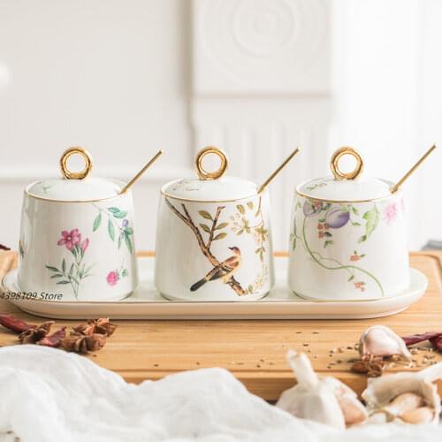 Kitchen seasoning tool salt shakes English flower seasoning jar creative ceramic seasoning box sugar bottle kitchen supplies