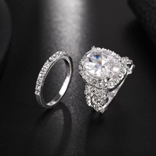 Hot Sale 2 PCS/Set Exquisite Geometric White Crystal Zirconia Alloy Rings Set for Women Engagement Jewelry Party Wedding