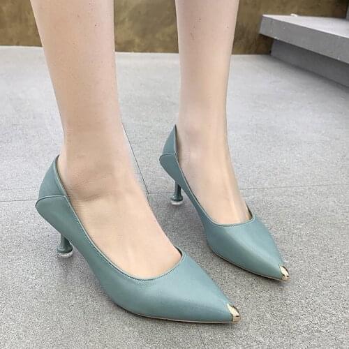 Fashion High Heels Women 2021 New Mid-heel Shallow Mouth Single Shoes Metal Pointed High Heel Shoes Womens Shoes