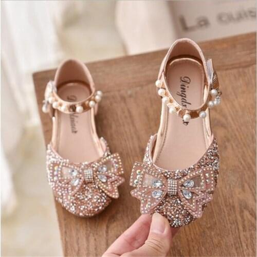 2021 spring and autumn girls' casual dance shoes soft soled antiskid sandals performance princess shoes childrens Baotou shoes
