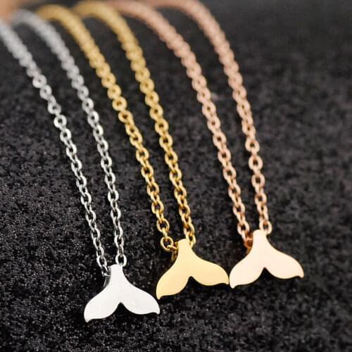 Stainless Steel Fish Tail Charm Necklace for Women Short Chain Small Choker Necklace Whale Tail Pendant Necklace Charm Jewelry