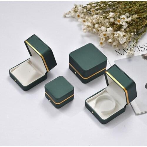 New Large Surface Sardine Grain Ring Box Earrings Jewelry Pendant Box Jewelry Display Case Jewelry Display Storage Holder Case