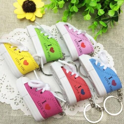 100pcs/Lot Mini I LOVE YOU Sneaker Shoes keychains Sport Shoes Keyring Doll Shoe Key Ring Cute Gifts Shoe Keychain For Lover