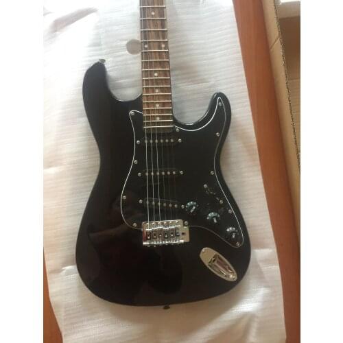 Free delivery / rosewood fingerboard black guard high quality st Guitar / customizable China Electric Guitar