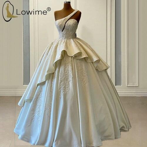 2020 One Shoulder Puffy Ball Gown Wedding Dresses Floor Length Luxury Heavy Beading Satin Bridal Gowns Custom Made