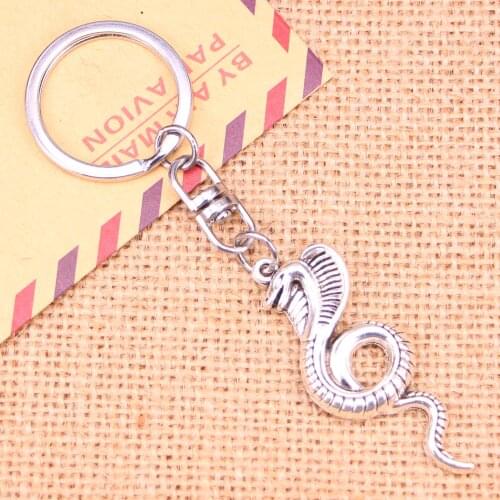 20pcs New Fashion Keychain 49*19 mm king cobra snake Pendants DIY Men Jewelry Car Key Chain Ring Holder Souvenir For Gift