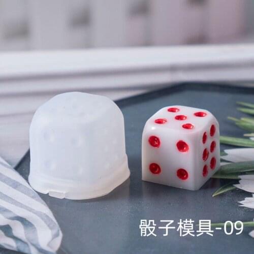 8 Shapes DIY Playing Dice Mold Digital Game Dice Faceted Cube Dice Silicone Mold