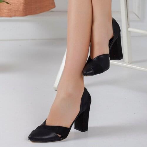 Loretta Black Heels Shoes Heels Shoes Color Women Pump High Heels Female Summer Patent Leather Wedding Party Plus Size 34-43