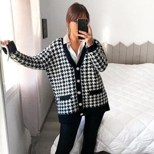 2021 Casual Long Sleeve Sweater Autumn Winter Knit Loose Oversized Jumper Women Sweater Button Black V-neck Houndstooth Cardigan