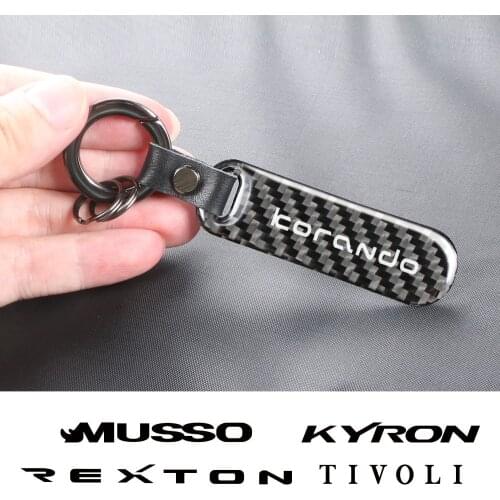 Carbon Fiber Car KeyChain Key Holder For Ssangyong Korando Kyron Musso Rexton Tivoli Actyon Key Chain Ring Car Accessories