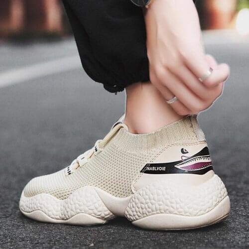 Summer Massive Shark Socks Sneakers Men 2020 Platform Sports Shoes Sport Men Running Shoes Man Beige Knit Training Gym GMD-0839