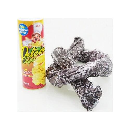 2018 New Prank Props Potato Snake Potato Chip Funny Tricky Toys Can Jump Fake Snake April Fool Day Halloween Party Decoration
