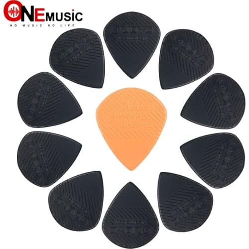 100pcs/lot JOYO Guitar Pick "Never Give Up Dreams" 1.5mm Thinckness Black/Orange
