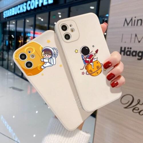 Cartoon astronaut iPhone 12promax case personality creative iPhone 11 soft pretective cover XS anti-fall iphone cases