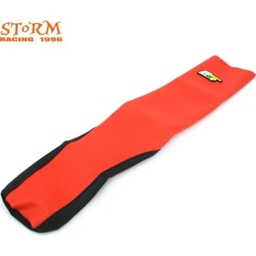 Motorcycle Red Ribbed Rubber Gripper Soft Seat Cover For HONDA XR650R XR 650 R 2000 2001 2002 2003 2004 00-04