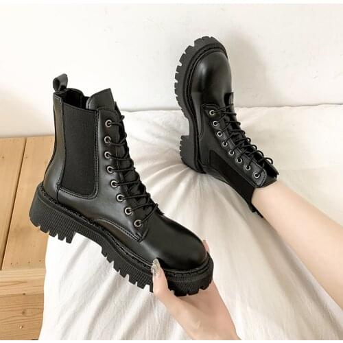 Autumn Fashion Platform Womens Martin Boots Black Lace Up Casual Women Shoes Comfort Chelsea Boots For Female zapatos de mujer