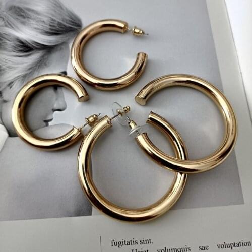 Big Wide C Shape Chunky Hoop Earring Gold Round Circle Smooth Surface Minimalist Hypoallergenic Fashion Women Jewelry