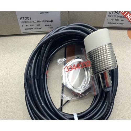 2PCS New High Quality inductive proximity switch IFM IIT202 IIT002 IIT207