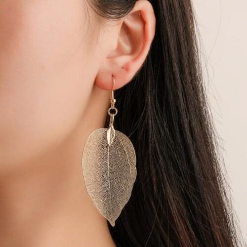 Retro Earrings Fashion Temperament Long Hollow Leaf Earrings Wedding Gift Box Valentines Day Mothers Day Party Favors new