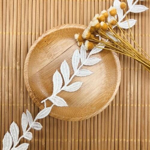 1Yards Latest Leaf Lace Fabric 2.5cm Flower Lace Ribbon Collar Cotton Lace Trim Guipure Crafts Sewing Dress Applique encaje LQ32