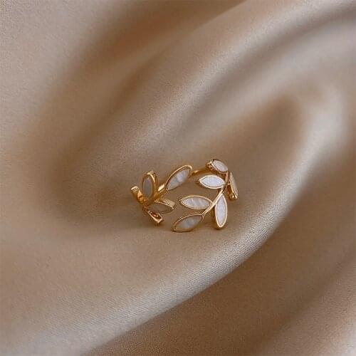 Gothic New White Leaves Golden Opening Rings For Woman Fashion Korean Jewelry Wedding Party Girls Unusual Sexy Finger Ring
