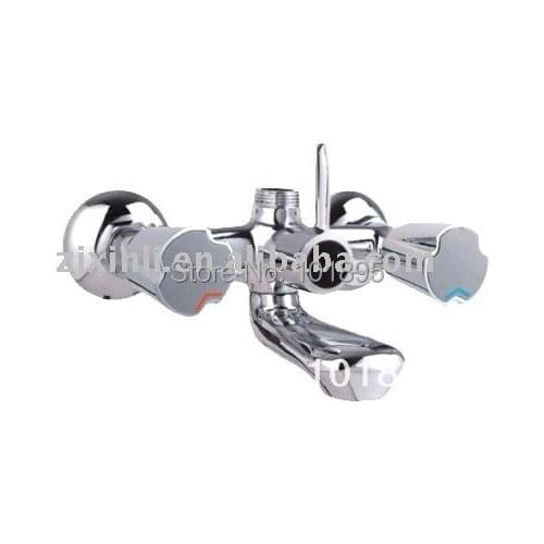 L15781 - Luxury Wall Mounted Chrome Finish Brass Material of Double Handle Bathtub Faucet
