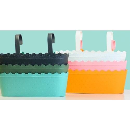 1PCS Flower Pot Portable Creative Simple Wrought Iron Hook Green Plant Pot for Wall Decoration Outdoor Garden Plant Basket