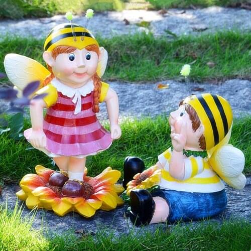 Cartoon Bee Swing Garden Decoration Outdoor Kindergarten Scene Sketch Resin Pastoral Style Craft Ornaments