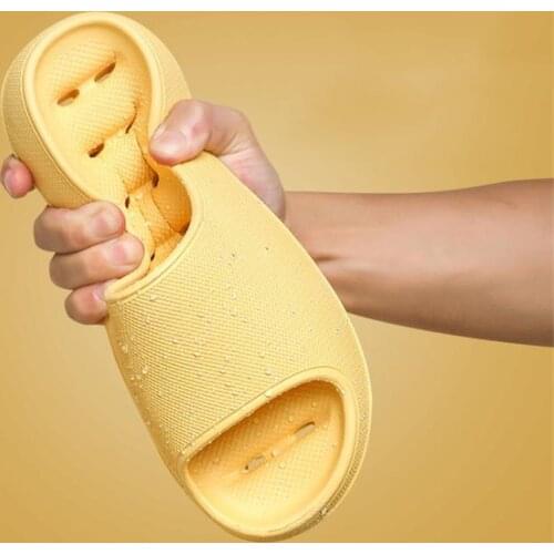 Female Summer Home Indoor Non-Slip EVA Slippers Couple Bath Leaky Slippers Ladies House Sandals Women/Man Shoes Fashion Slides