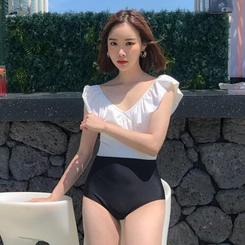 Ruffled One Piece Swimsuit Women Solid Swimwear V-neck Monokini Push Up Swim Suit Korea Style Trikini High Cut Bathing Suit Pad