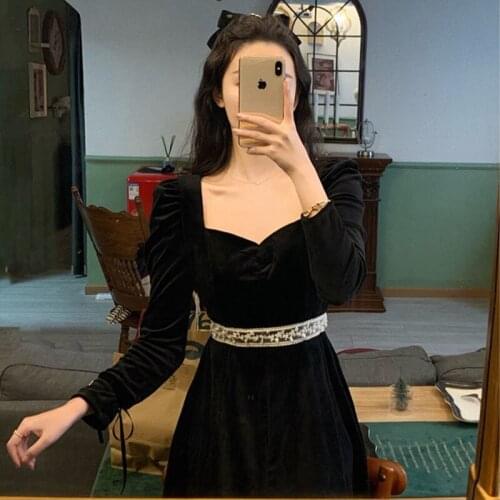 Bella Velvet Midi Dress Women 2021 Autumn French Vintage Evening Party Dress Female Retro Long Sleeve One Piece Dress Korea Chic