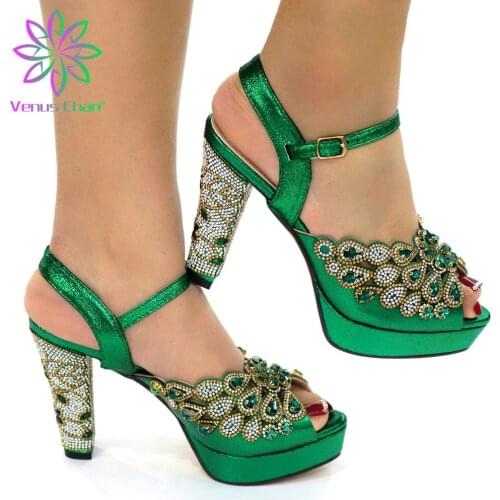 Latest Design Italian Shoes Nigerian Open Toes Sandals Shoes Party Nigerian Womens Slippers with Diamonds for Womens Shoes