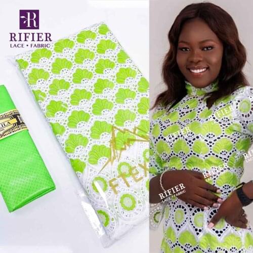 Green Embroidered Swiss Voile Lace And White Bazin Riche Fabric For Ankara Women Traditional Celebration Top Class Dry Lace