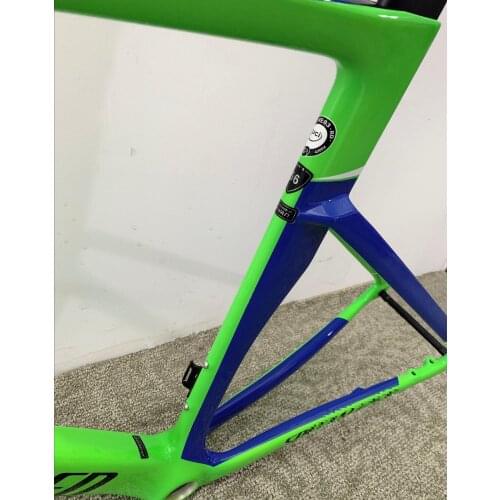 2020 Chameleon road carbon disc frame 700C Di2 disc brake carbon frame UD carbon road frame thru axle 142 * 12mm