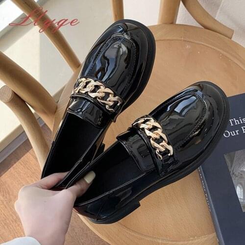 LLYGE Leather Pumps
