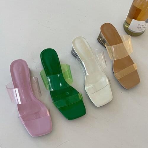 2021 New Transparent PVC Women Sandals Low Heel Crystal Green Heels Slides Summer Outdoor Beach Slipper Ladies Flip Flops Shoes