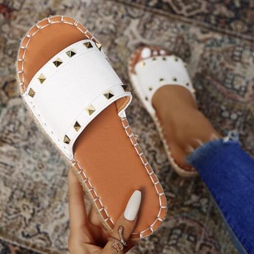 Summer Trend Hot Women Slippers Pu Rivet Flat Hemp Sole Sewing Rubber Bottom Open Toe Punk Outdoor Beach Slides Ladies Shoes