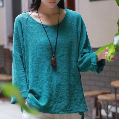 Spring and summer 2020 new cotton linen female tops round neck loose long sleeve bottomed T-shirt