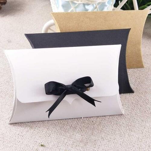 2017 100x80x25mm Pillow box with Jewelry Set Display Card Kraft Necklace Box Diy Black Gift Box Custom Logo Cost Extra