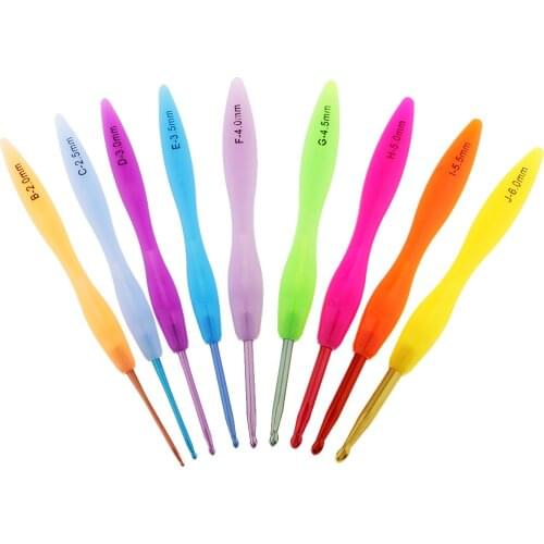 Aluminum Crochet Hook 9Pcs / Lot with Plastic Handle Knitting Spinning Needles