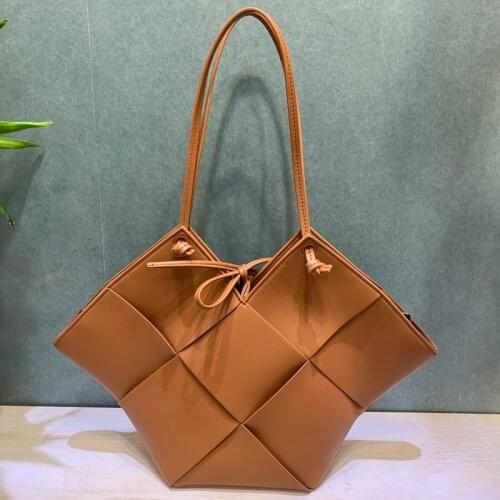 Large Capacity Tote Bag Cowhide Messenger Bag Lady Daily Woven Shoulder Bag Fashion Crossbody Women Shooping Bag 2021