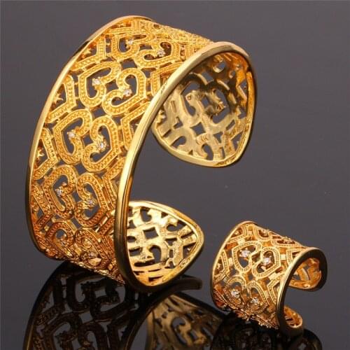 New Vintage Rings Set Yellow Gold Color Clear Cubic Zircon Crystal Heart Engagement Bangle Ring Set For Women Wholesale HR484