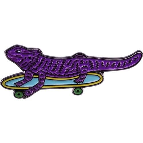 Skateboard lizard dude brooch fun novelty decor