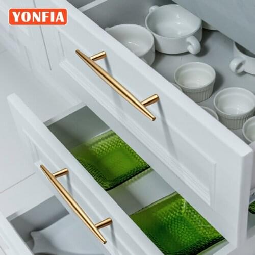 YONFIA 3681 Latest Chinese Shiny PVD Gold Zamac Furniture Handle Hardware Closet Kitchen Door Handles And Knobsfor Drawers