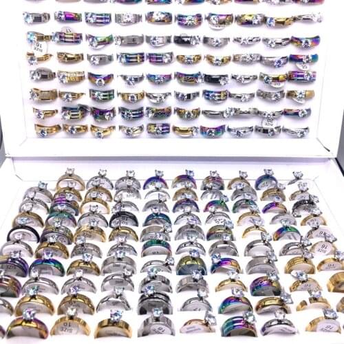 Wholesale 100pcs/Box Womens Fashion Rings Zircon Rhinestone Romantic Wedding Band Jewelry Variety of Styles Display Box Packed