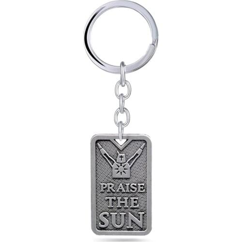 Dark Souls 3 Keychain praise the sun Solaire of Astora Pendant Metal chaveiro Key Ring bag charm Key Chain Game Jewelry