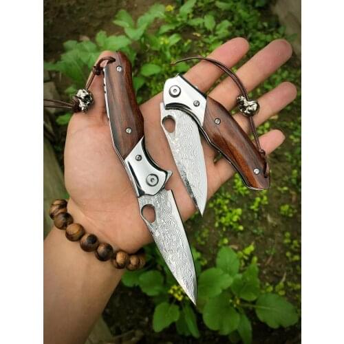 60HRC VG10 Damascus Steel Folding knife Handmade forged knife Red sandalwood handle with Pocket knife Sharp Outdoor Tools