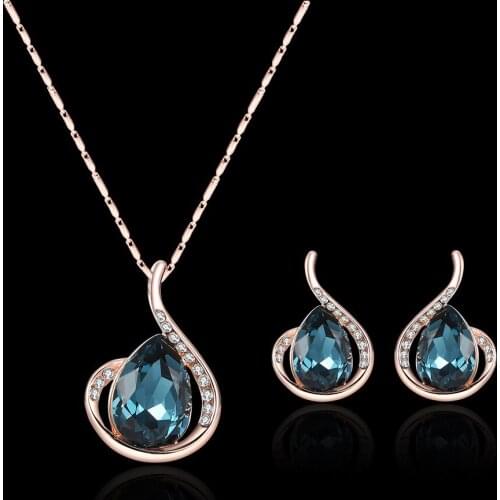 Korean version of the creative new fashion oval zircon necklace with rhinestone earrings necklace set wedding party set jewelry