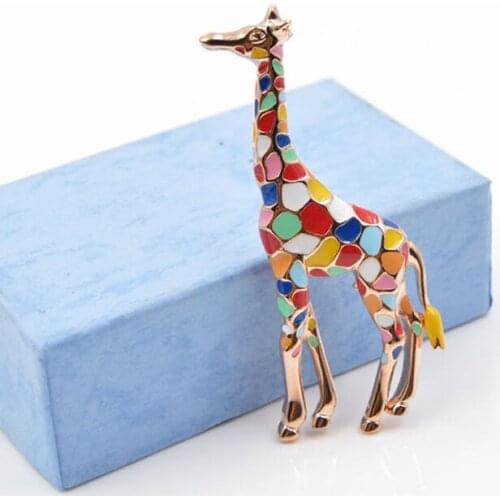 New Color Enamel Giraffe Brooches for Women Cute Animal Brooch Pin Fashion Jewelry Gold Color Gift For Kids Exquisite Broches